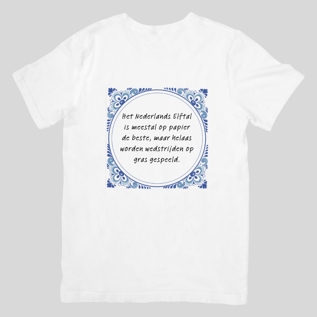 Helaas worden wedstrijden op gras gespeeld | T-shirt